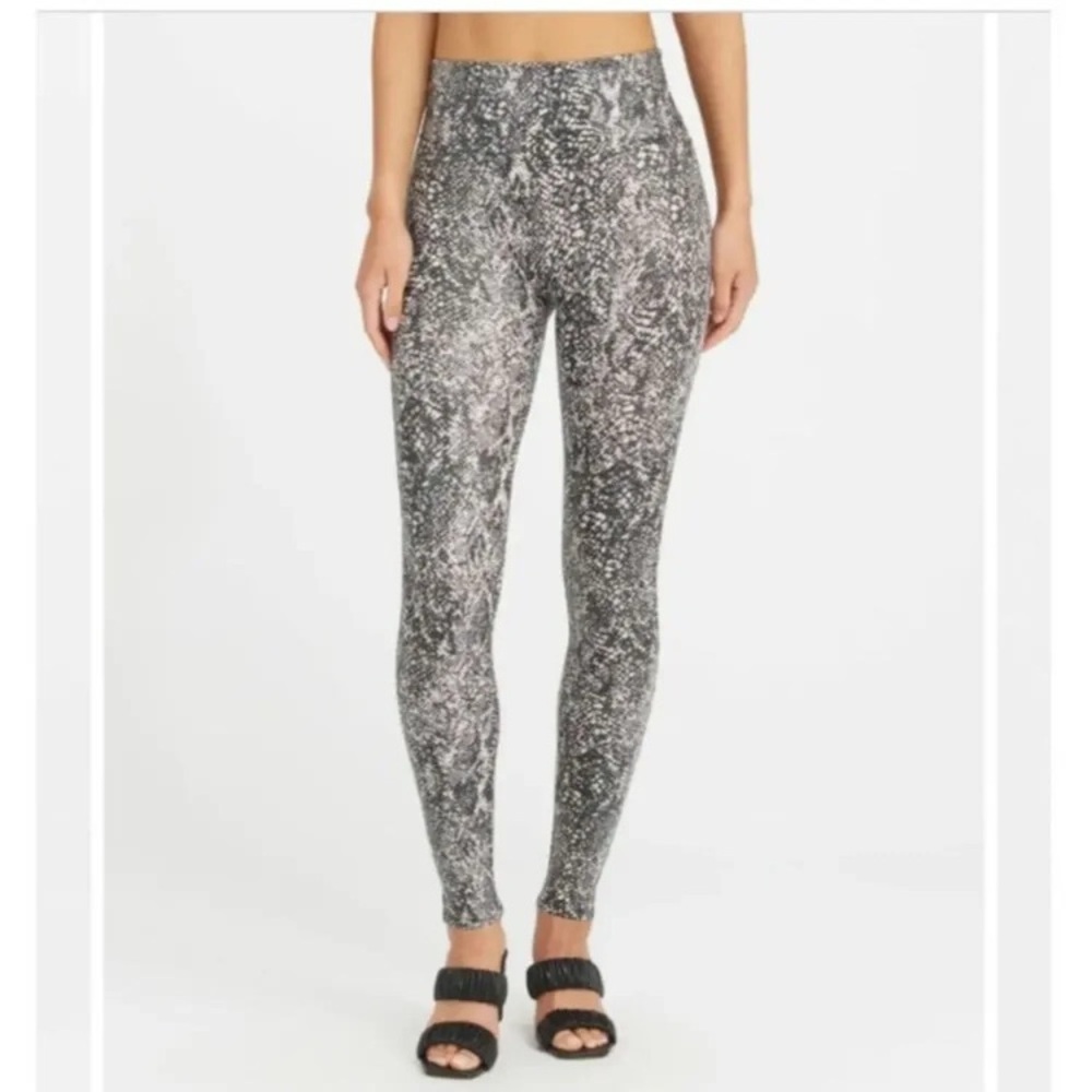 Spanx Faux Leather Snake Shine Leggings Size: L